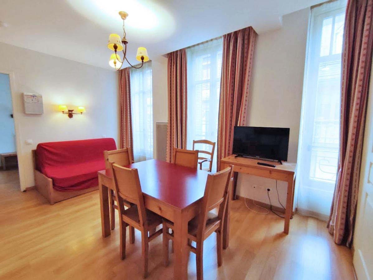 La Petite Ourse, T2, Centre Luchon, Wifi, Casier A Skis, Ascenseur, 4 Personnes Bagnères-de-Luchon Esterno foto